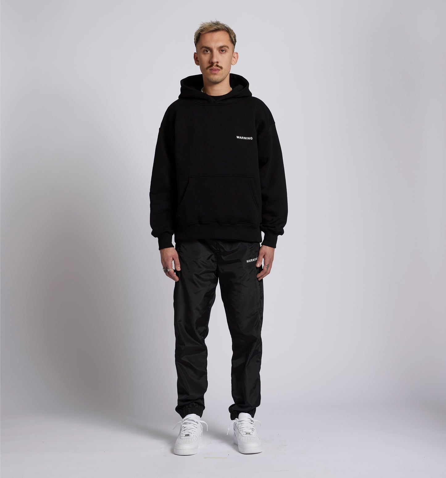 HOODIE BLACK