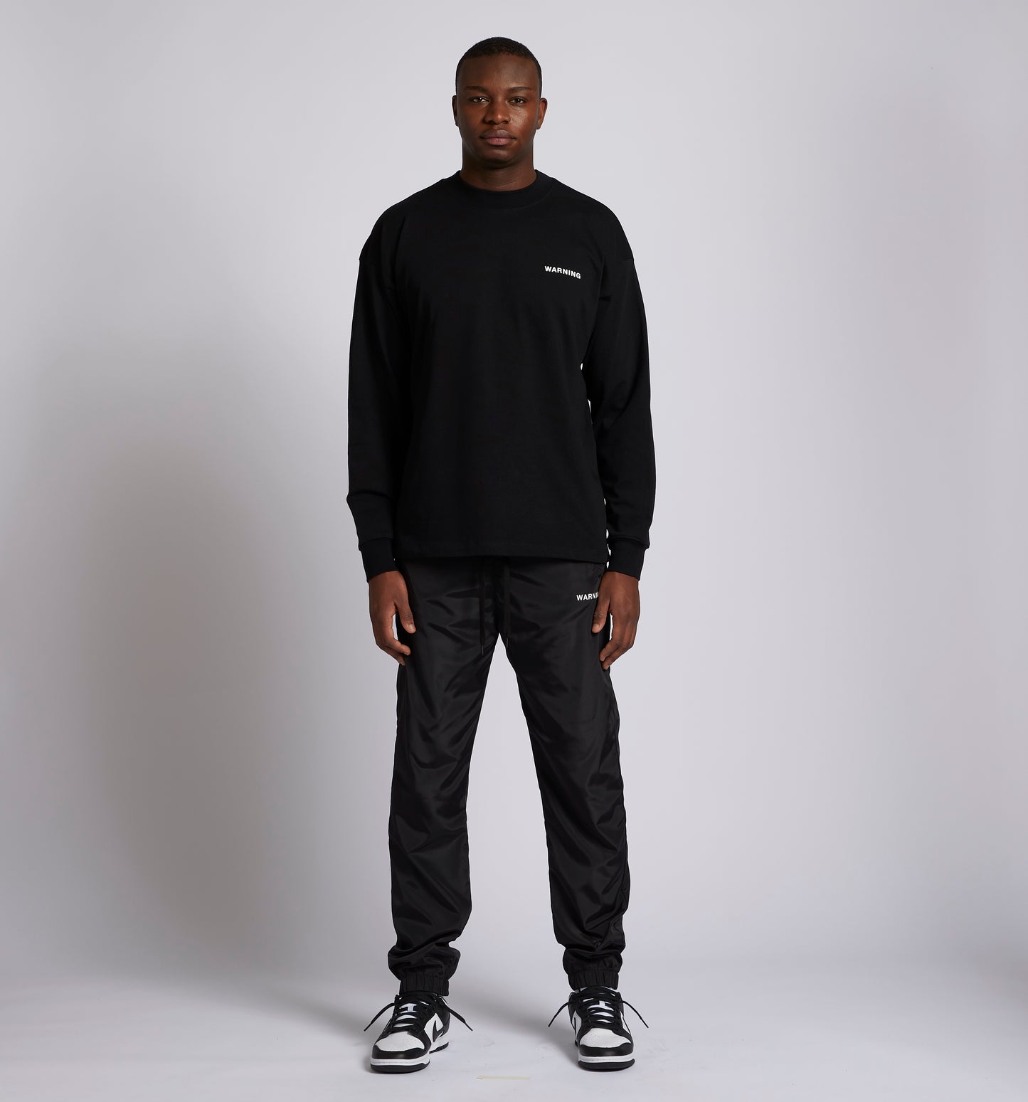 LONGSLEEVE BLACK