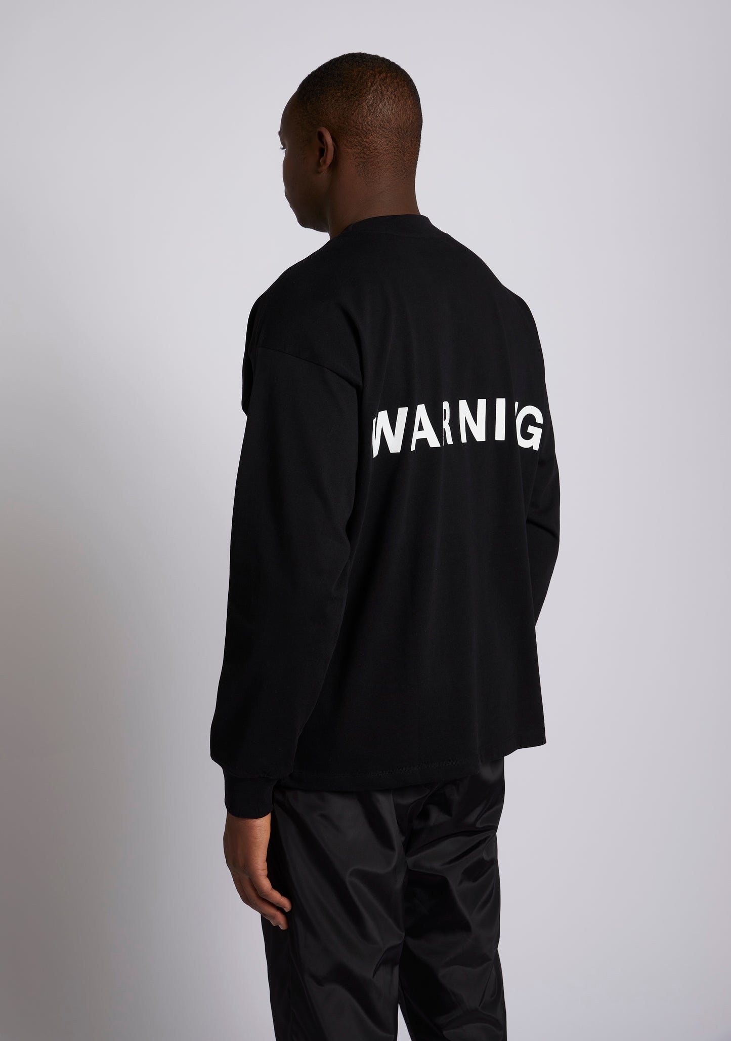 LONGSLEEVE BLACK
