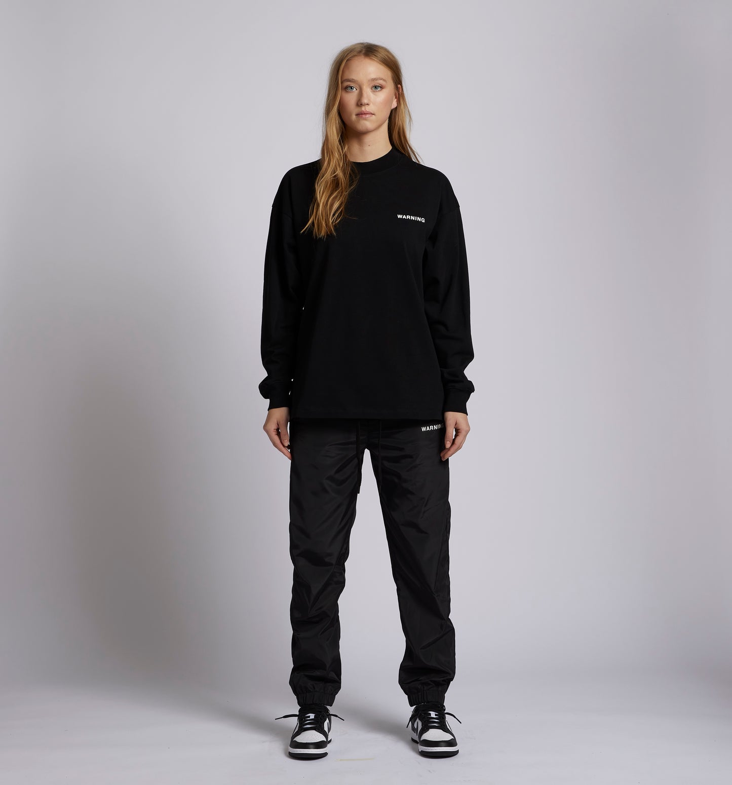LONGSLEEVE BLACK