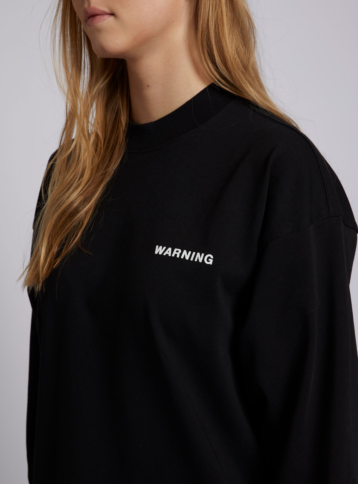 LONGSLEEVE BLACK