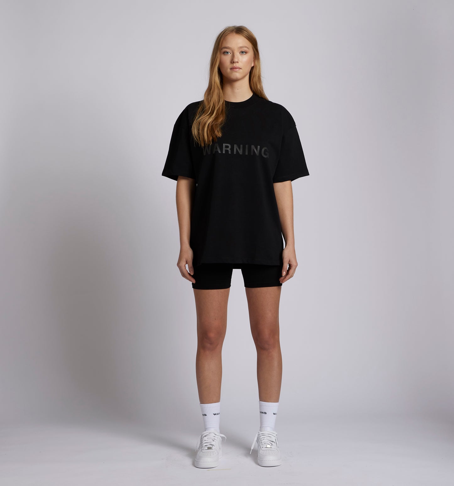 T-SHIRT BLACK