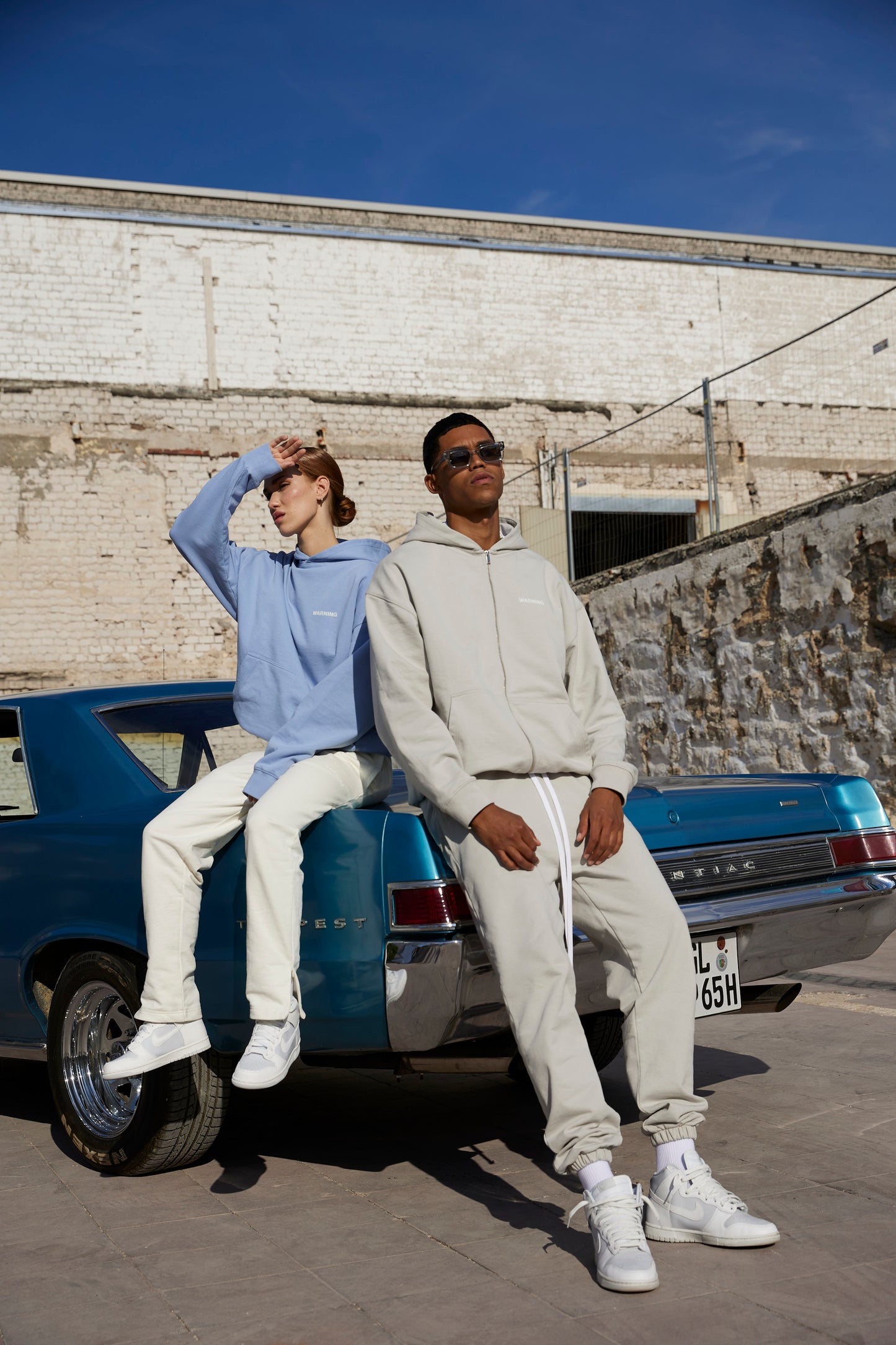 HOODIE SKY BLUE